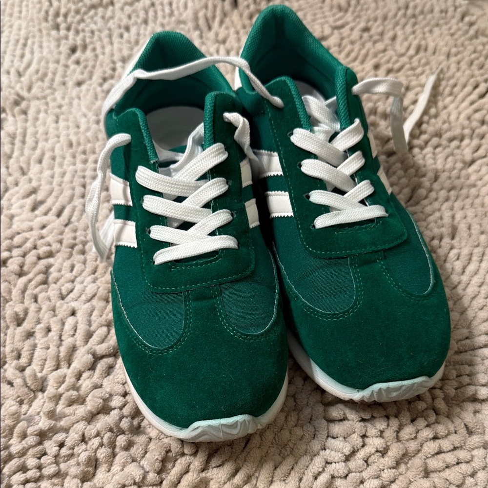 Emerald Green Women's Sneakers with White Accents